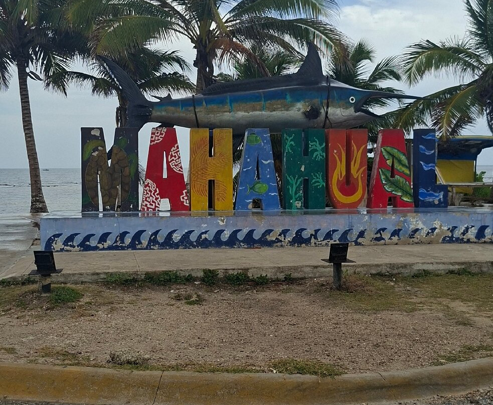 Playa Mahahual-Mahahual必去景点