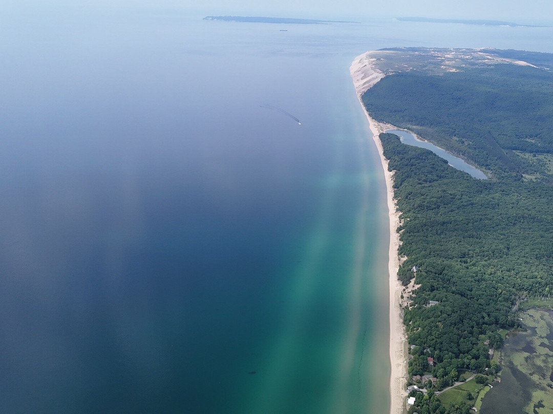 Sleeping Bear Dunes National Lakeshore-Empire必去景点