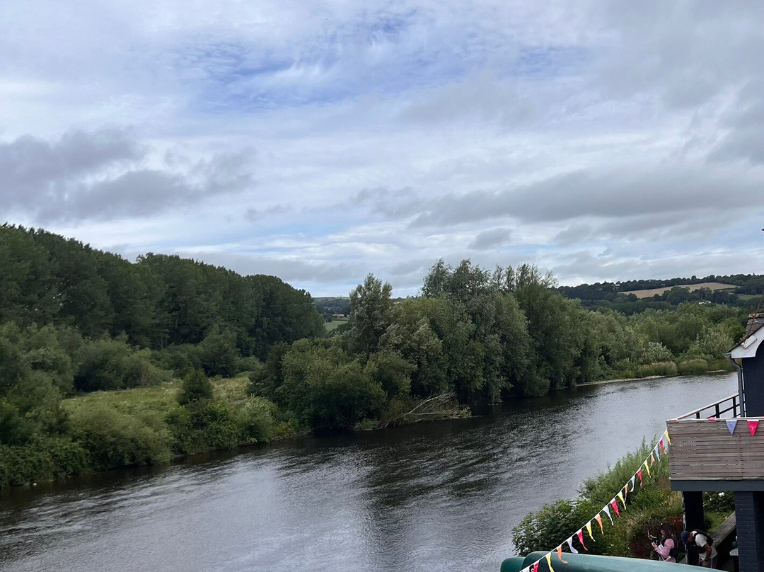 Wye Valley Canoes-Glasbury-on-Wye必去景点