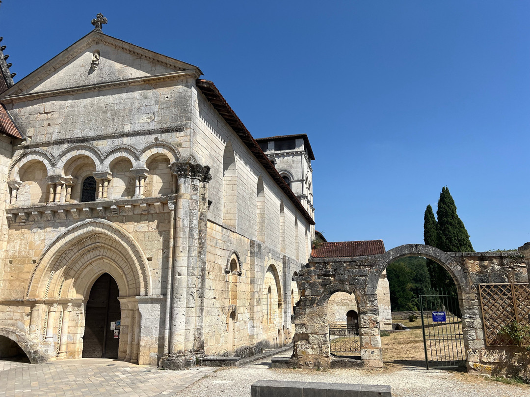 Chancelade Abbey-Chancelade必去景点