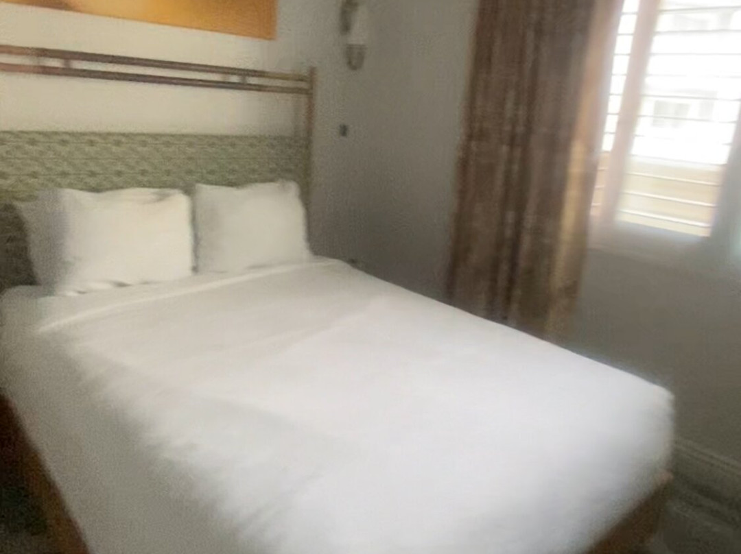 肖尔克里夫酒店主图