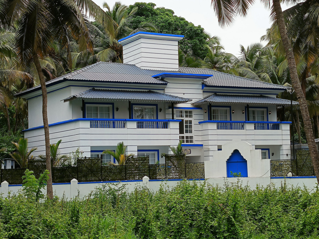 Navin's Vista Azul
