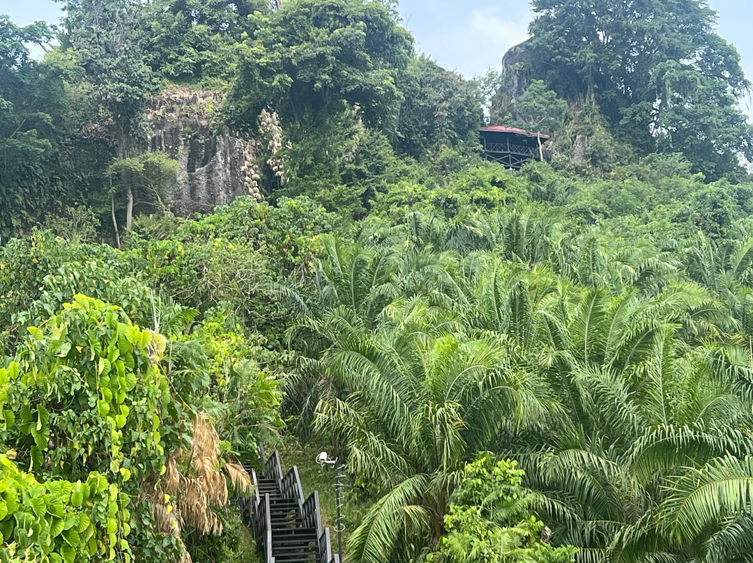 Bukit Tengkorak (Skull Hill)-仙本那必去景点