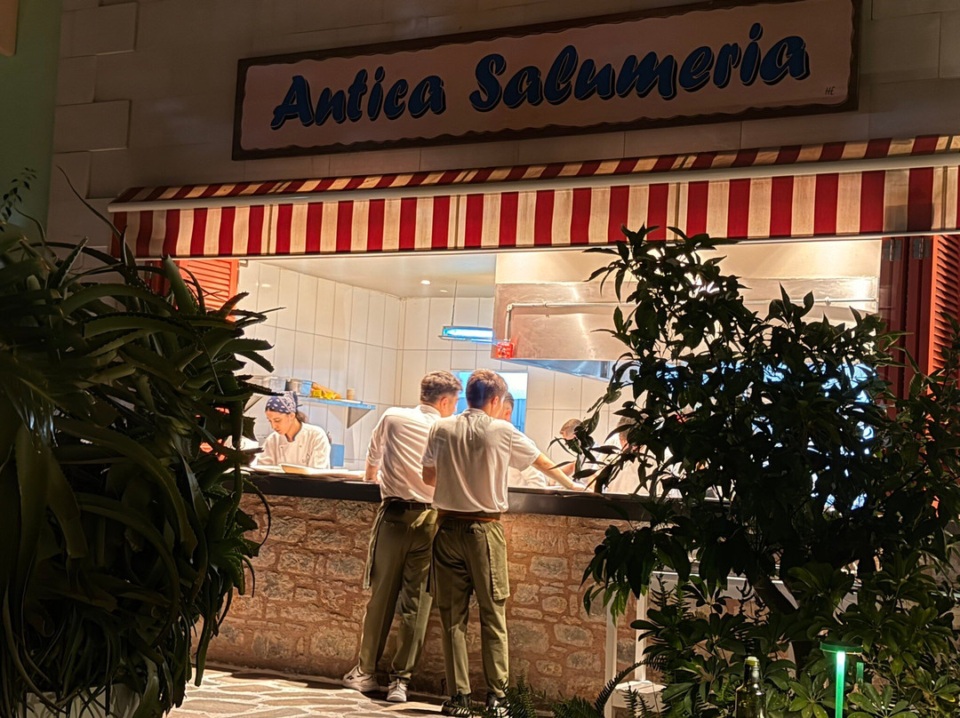 泰坦尼克奢华系列酒店博德鲁姆主图