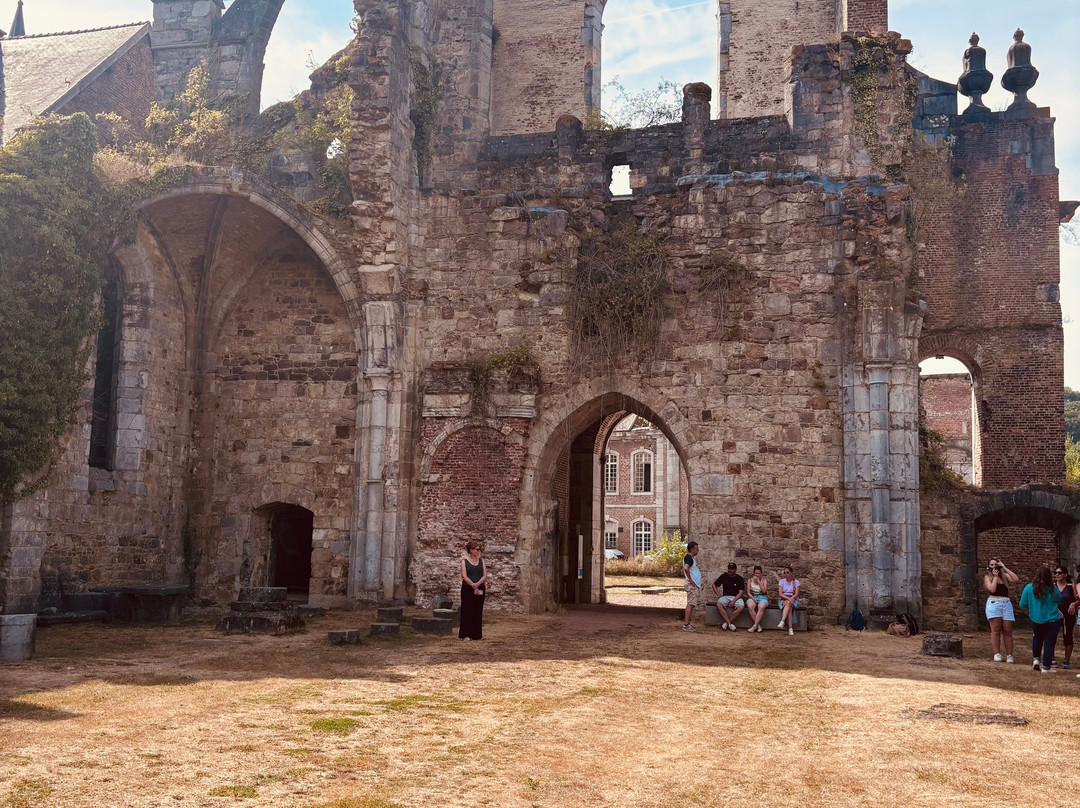 Abbaye d'Aulne-Thuin必去景点