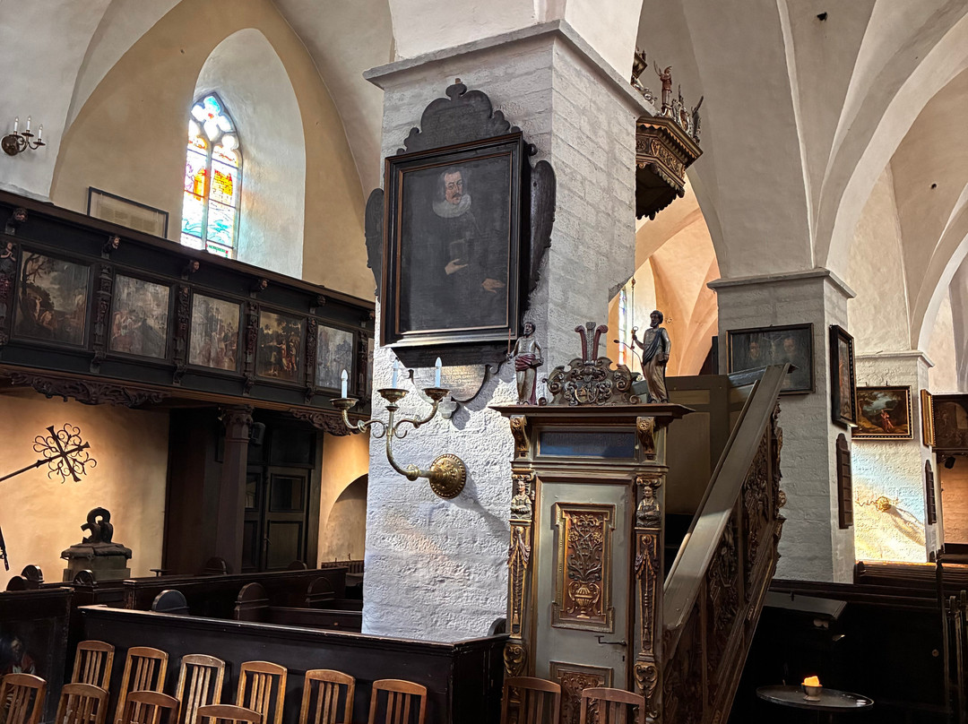 Church of the Holy Spirit Puhavaimu Kirik-塔林必去景点