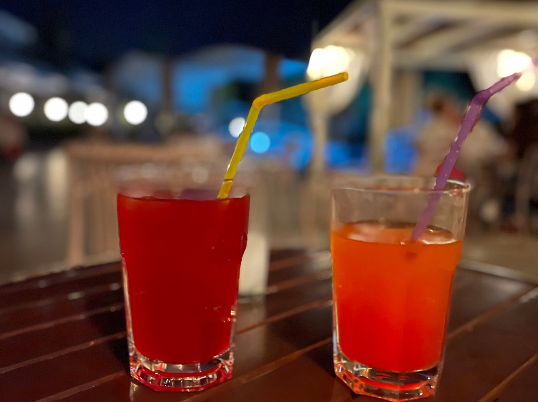 亚丽俱乐部度假酒店主图