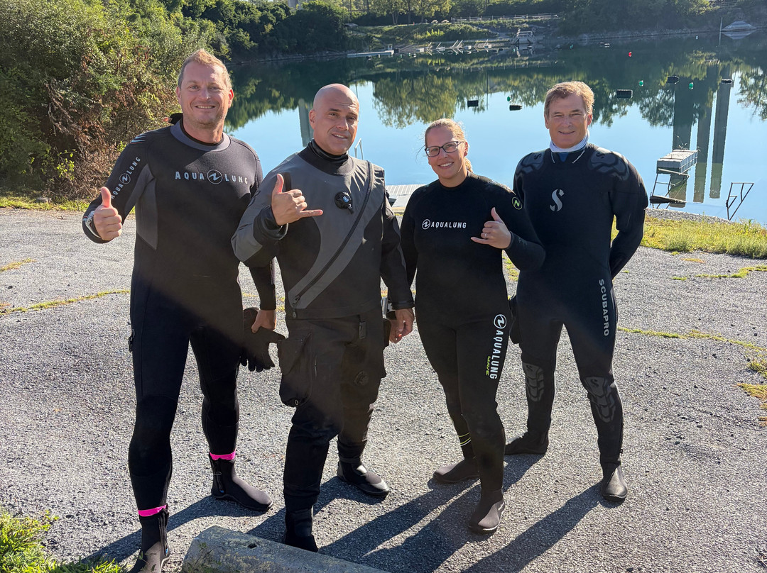 Scuba Guru - Diving Certification and Classes-布兰斯堡必去景点