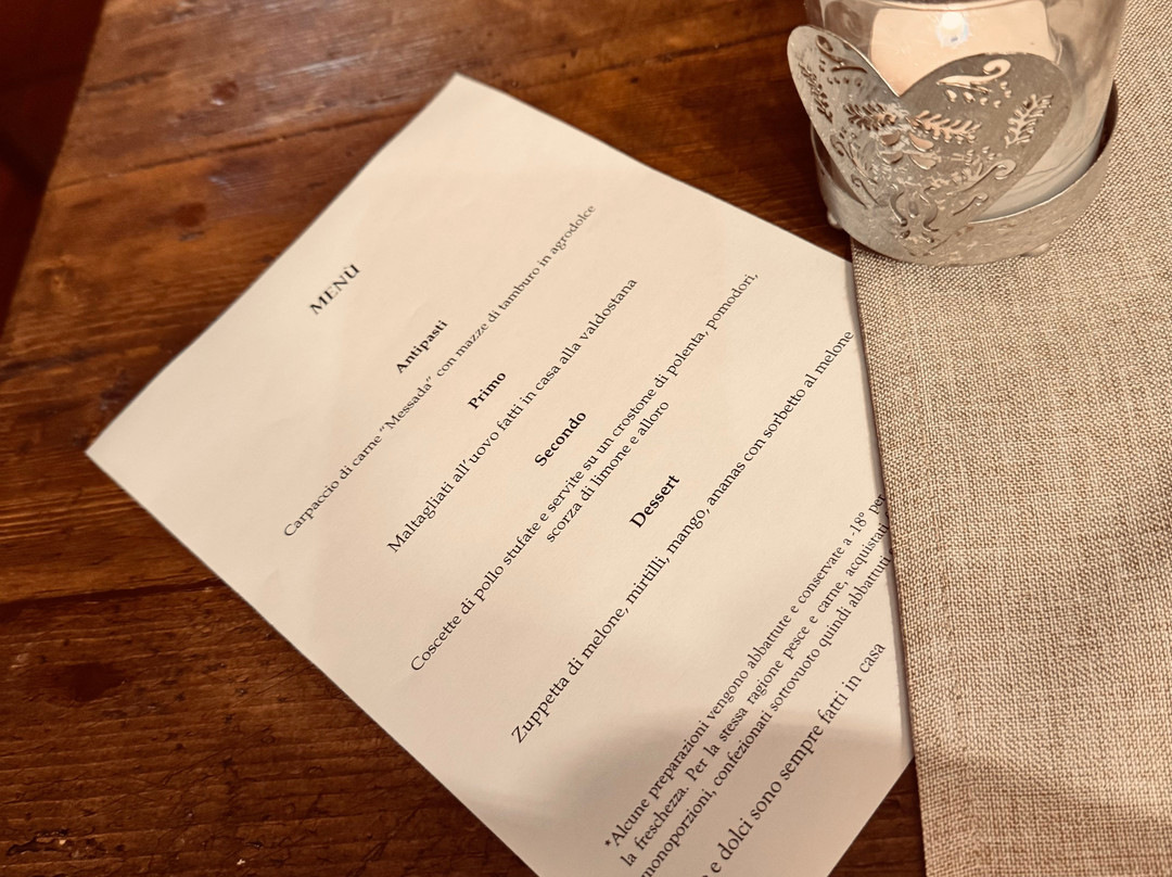 Hotel Petit Dahu - Chambres et Restaurant