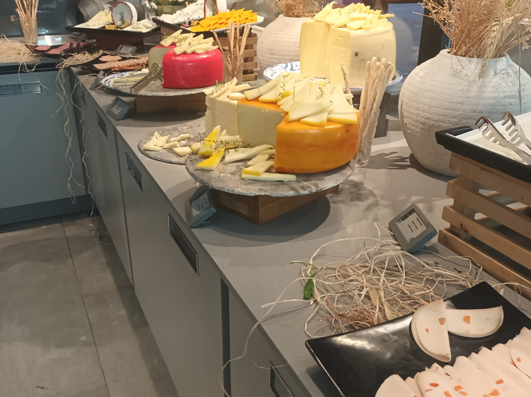 怀特城市度假酒店主图