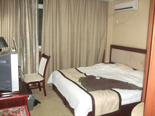 悦程商务酒店主图