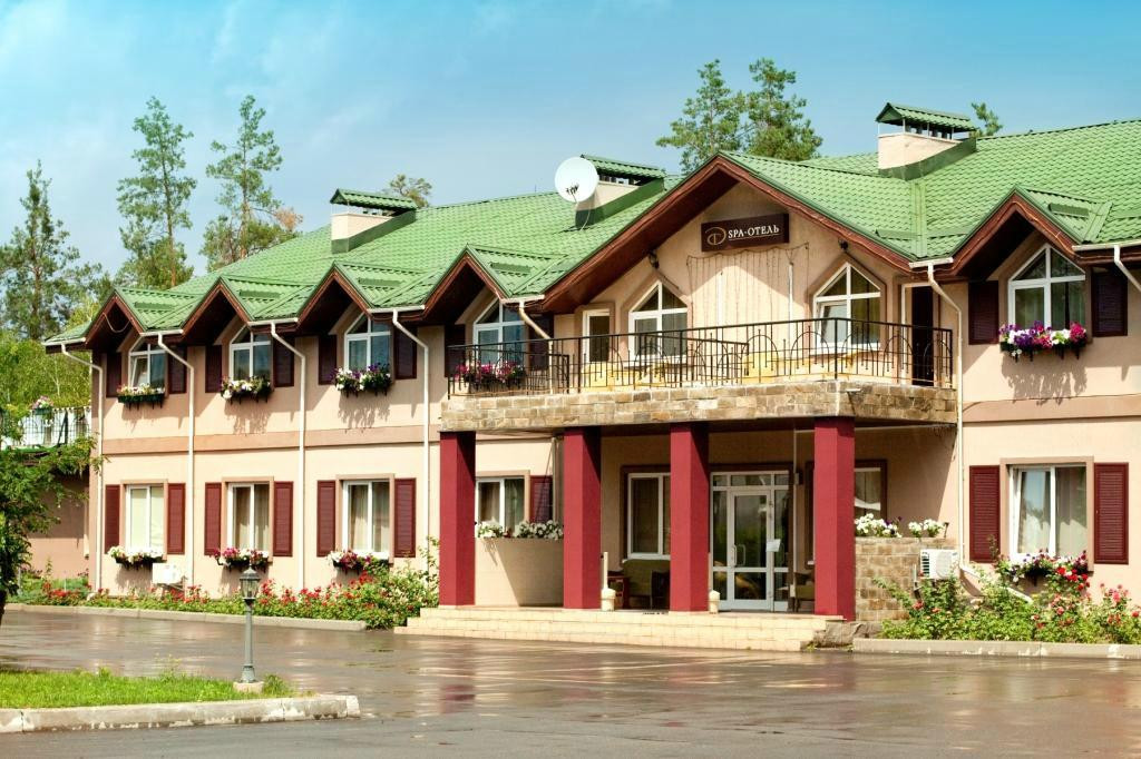 Kyiliv酒店住宿-Seasons SPA Boutique Hotel