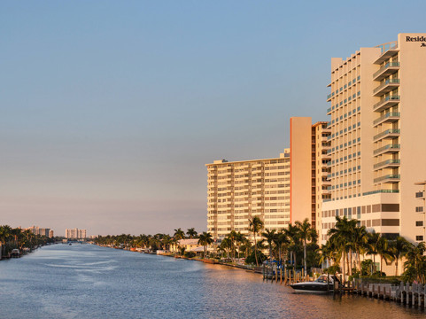 劳德代尔堡内水道/伊尔卢加诺居家酒店主图