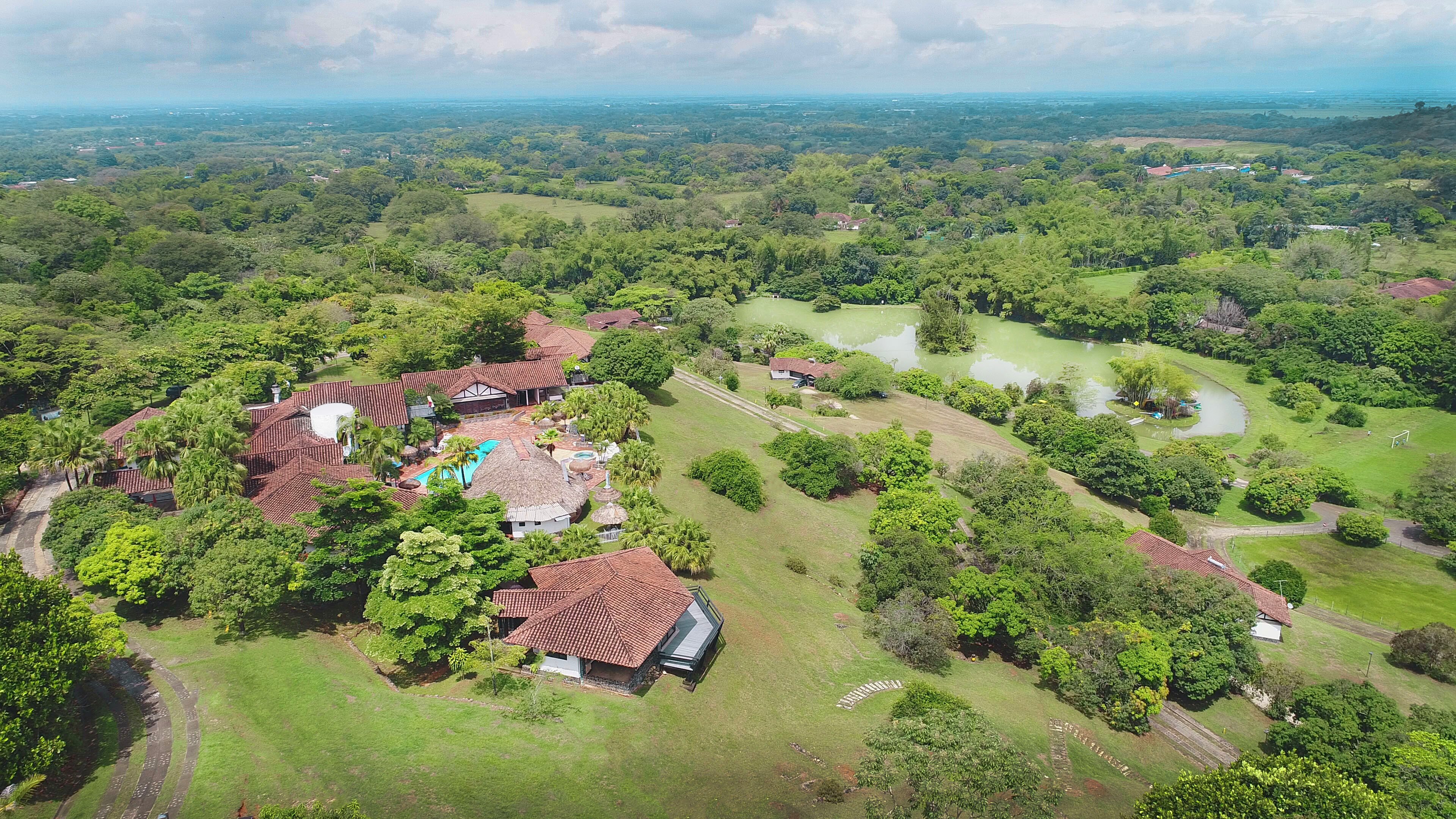 Lagogrande Hotel-官方