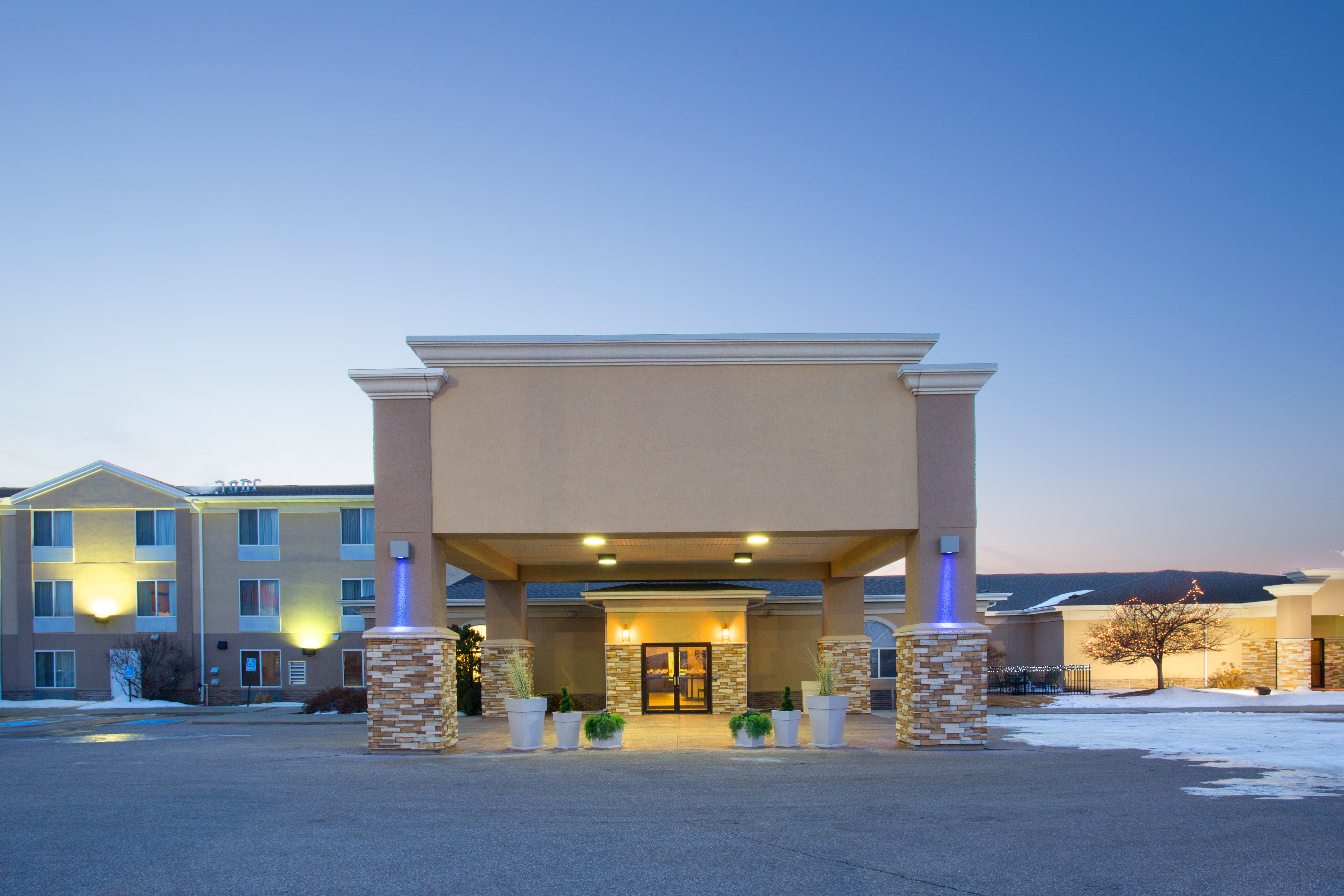 Holiday Inn Express & Suites Lexington By IHG-官方