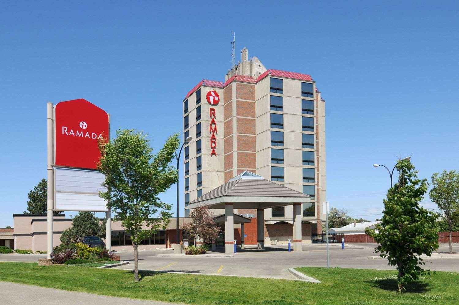 Ramada by Wyndham Lethbridge-官方