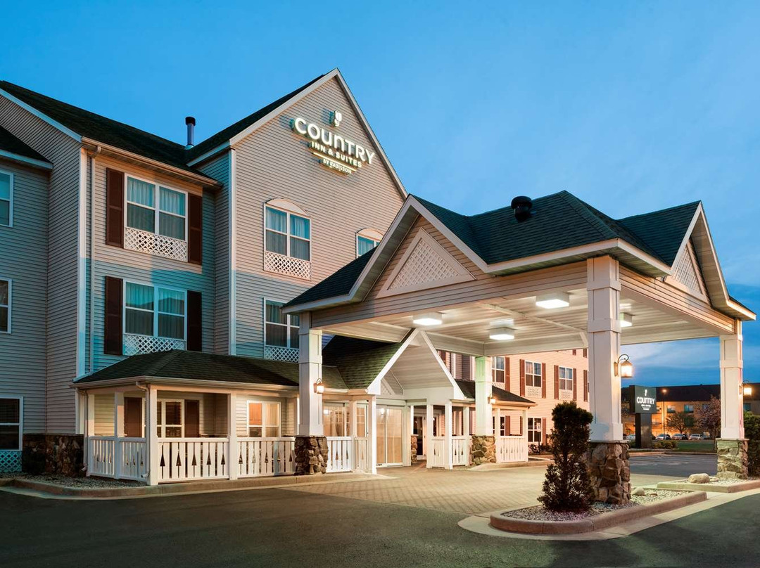 Country Inn & Suites by Radisson, Stevens Point, WI主图