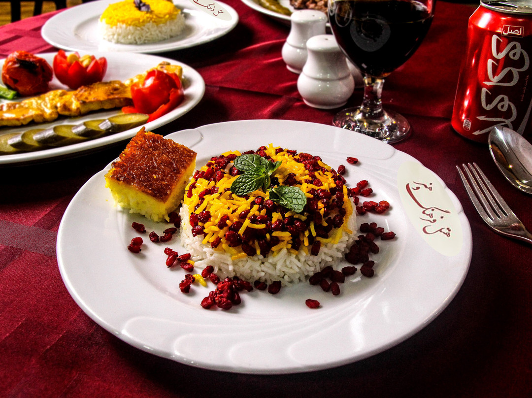 Farhang and Honar Hotel