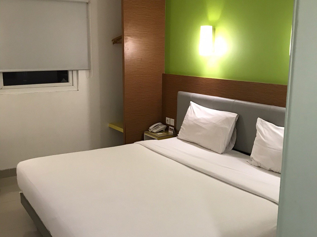 Amaris Hotel Hertasning - Makassar主图