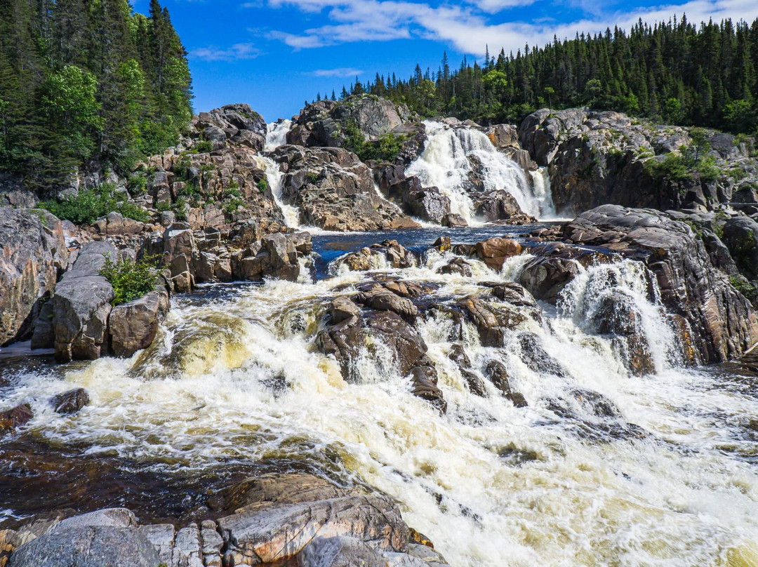 Chute Au Tonnerre-Riviere-au-Tonnerre必去景点