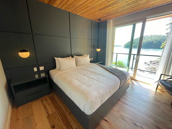Duffin Cove Oceanfront Lodging主图