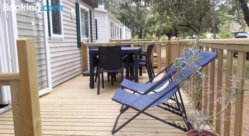 Mobile-home 6 places camping "Les chenes verts"