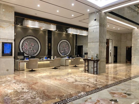 上海皇廷花园酒店主图