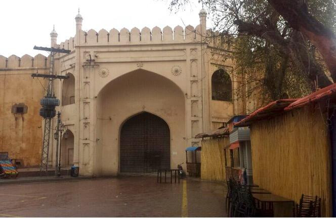 Sheikhupura旅游景点-Roshnai Gate