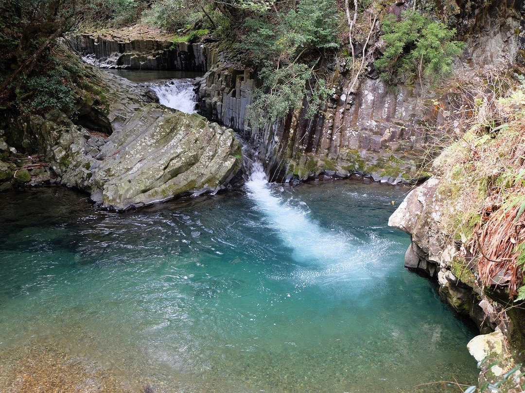 Kawazu Nanadaru Waterfalls景点图片