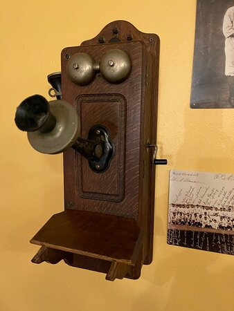 Edgewater Hotel主图