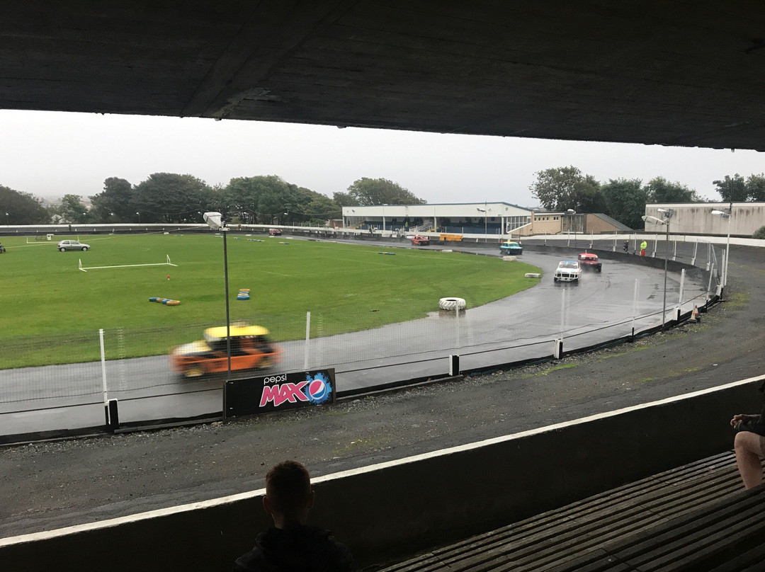 Onchan旅游景点-Onchan Raceway Stockcar Racing