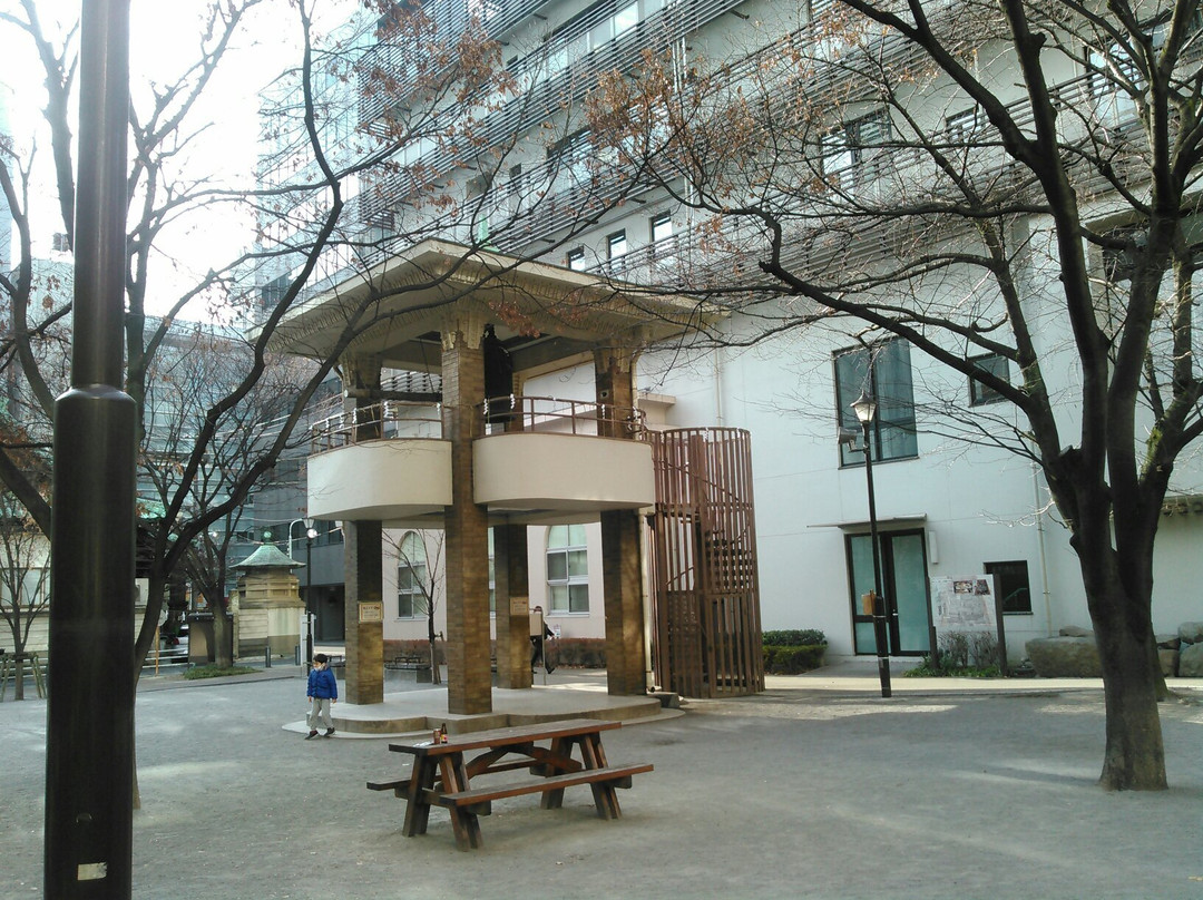 Jisshi Park景点图片