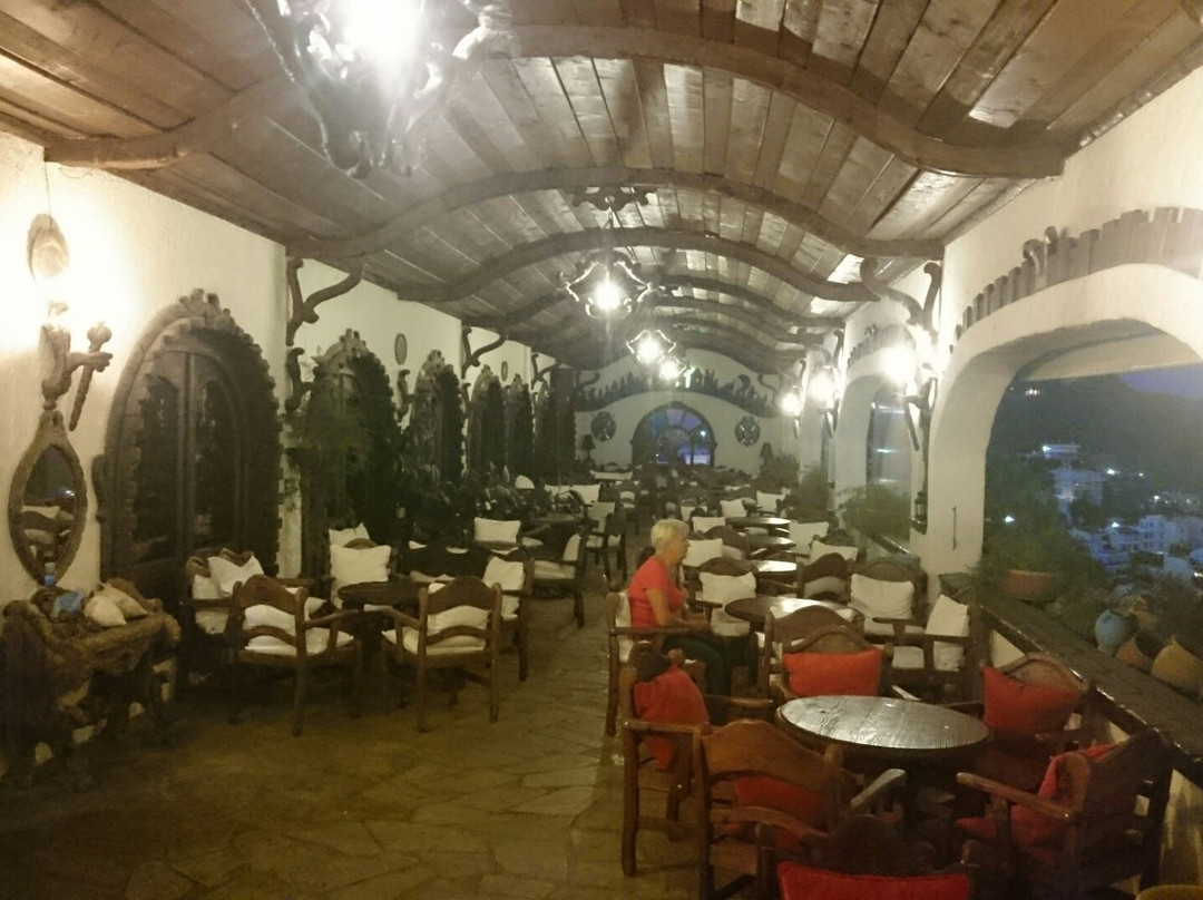 Vravrona餐馆和美食-Kastro