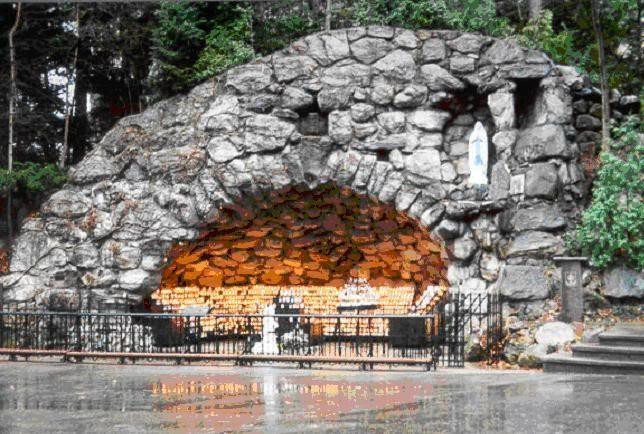 Grotto of Our Lady Lourdes景点图片