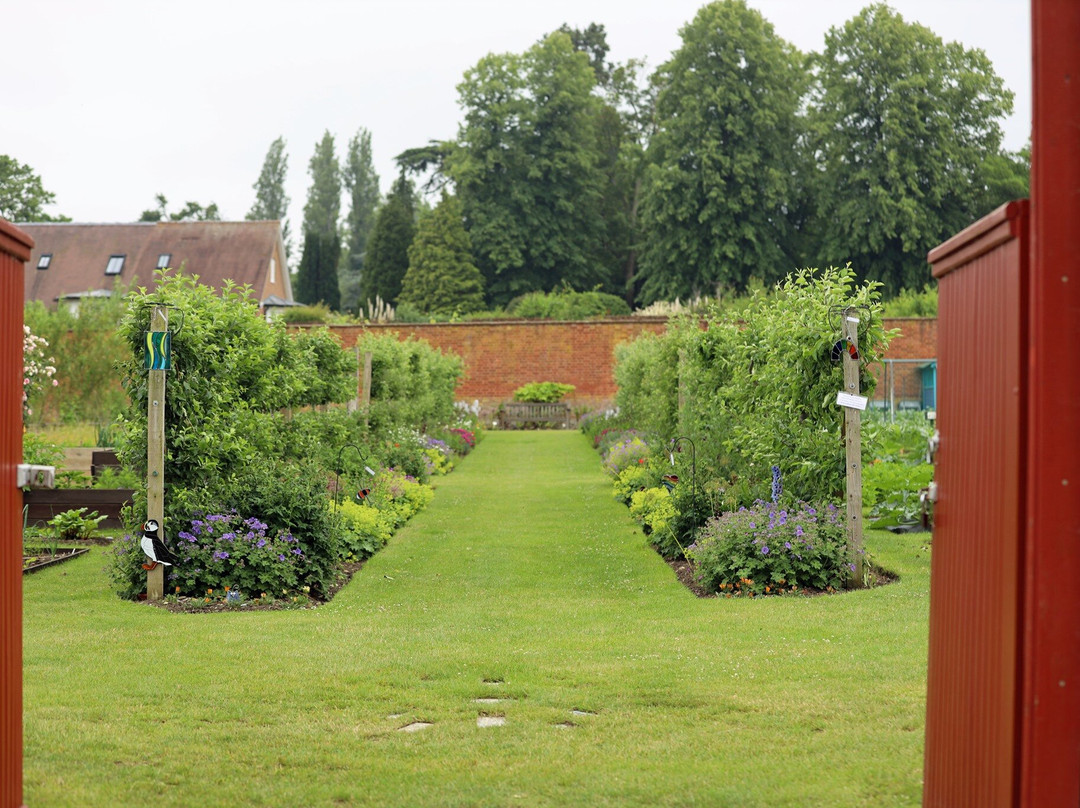 Grange Walled Garden景点图片