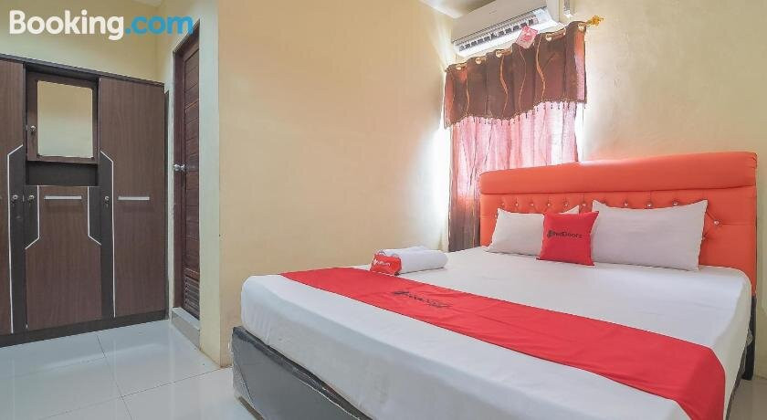 RedDoorz @ Jalan Cilik Riwut Kapuas