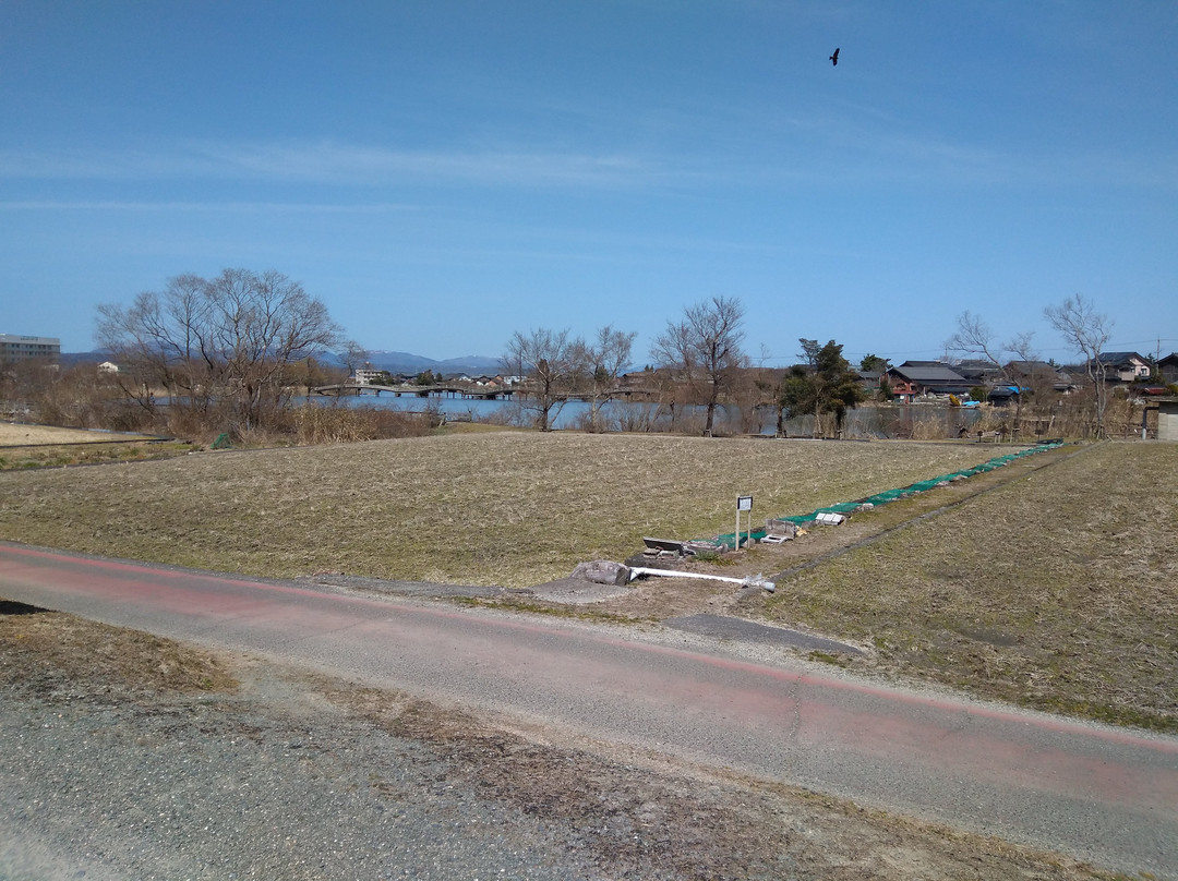 Otomegaike Pond-高岛市必去景点