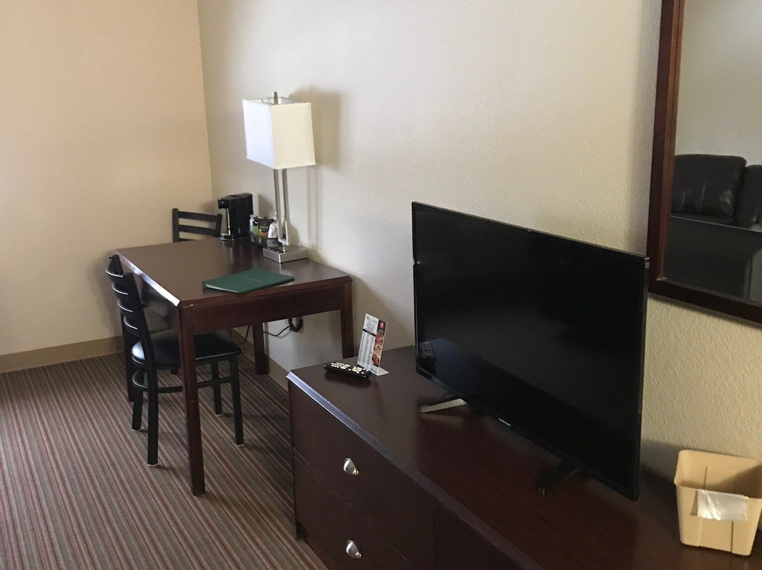 欧塞奇海滩盖斯特豪斯旅馆&套房酒店主图