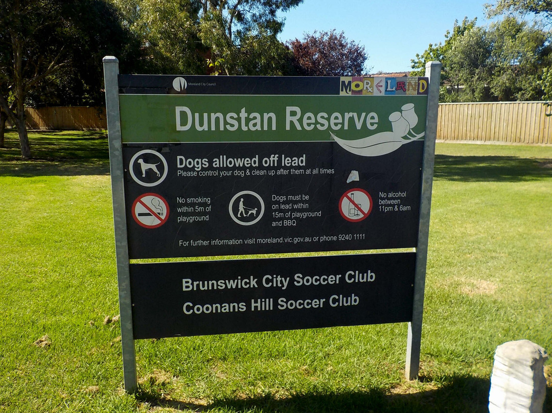 Dunstan Reserve景点图片