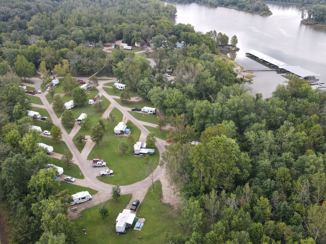 Holliday Landing Resort & Marina