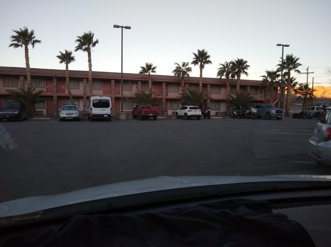 Death Valley Inn主图