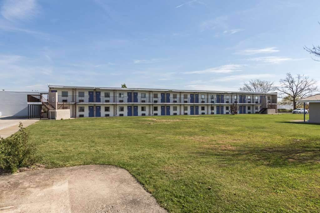 Motel 6 Mattoon, IL主图