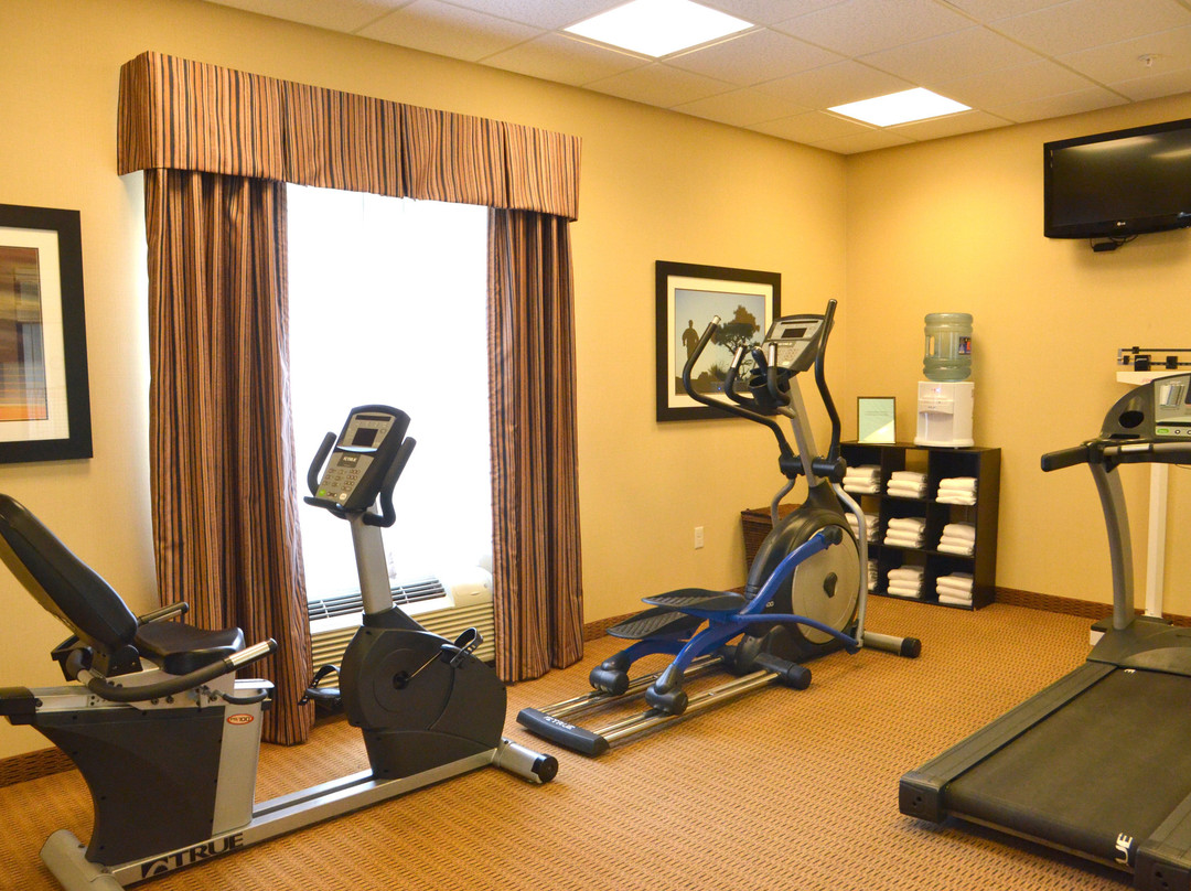 Holiday Inn Express & Suites Sidney By IHG主图