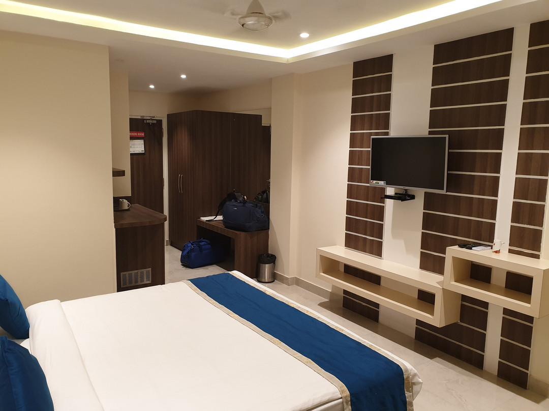 The Luxor Hotel主图