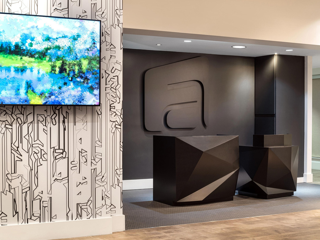 希尔顿花园山景酒店主图