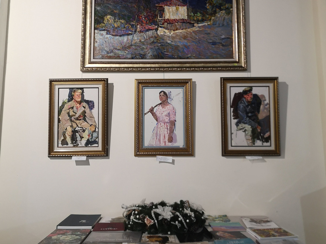 Gallery Art-ug-雅尔达必去景点