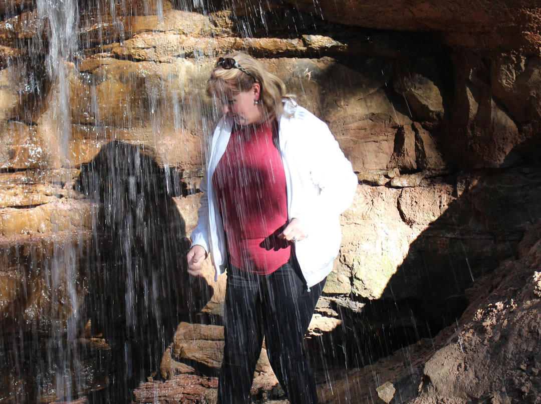 Gorchakovshhinskiy Waterfall景点图片