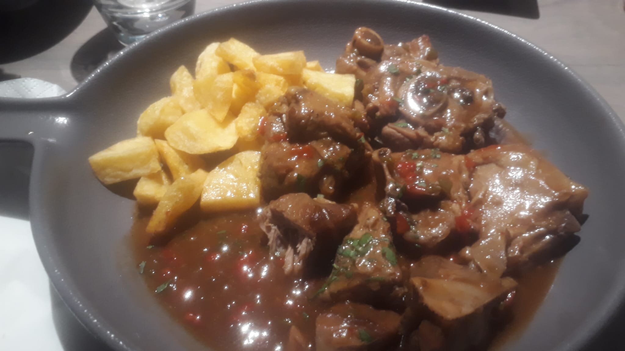 Hostal Lola-餐饮