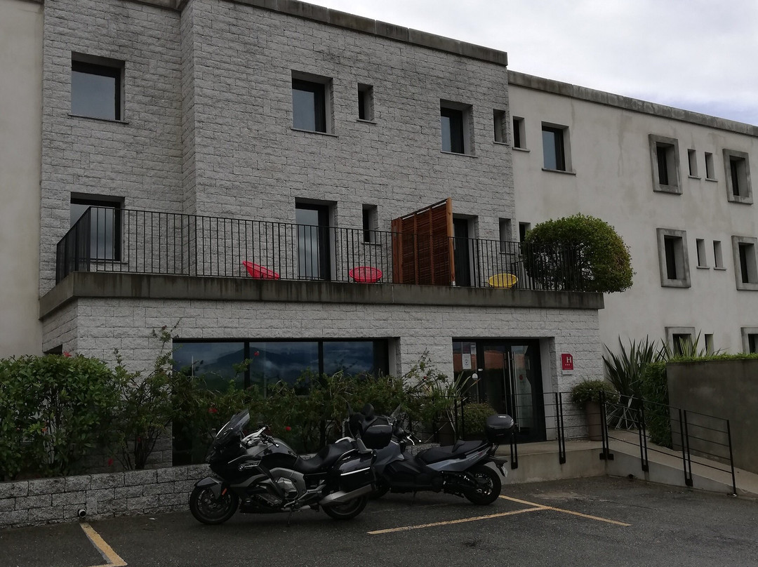 Rossi Hotel主图