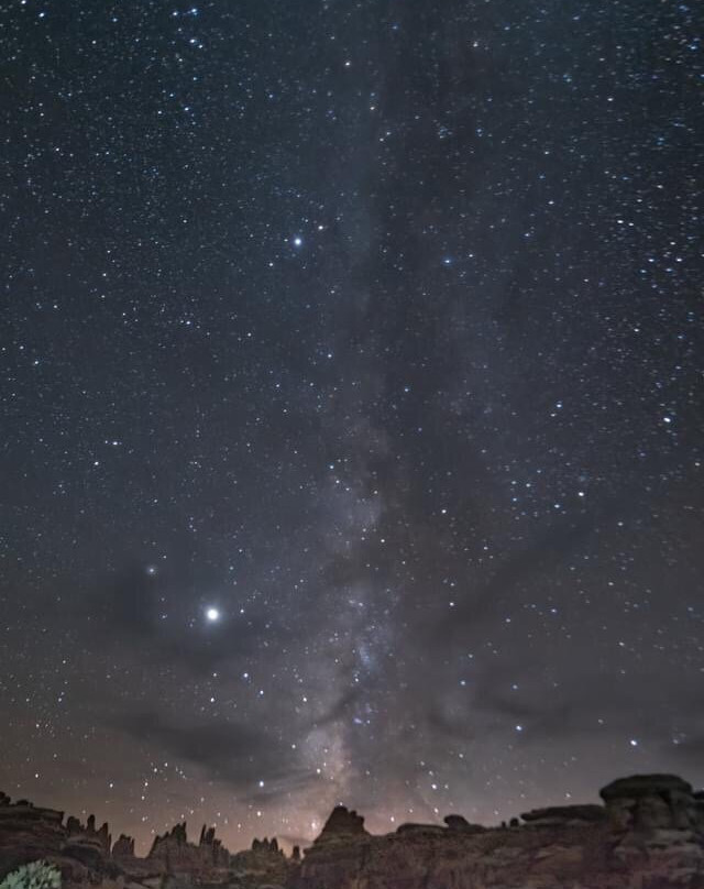 Road to Needles District景点图片